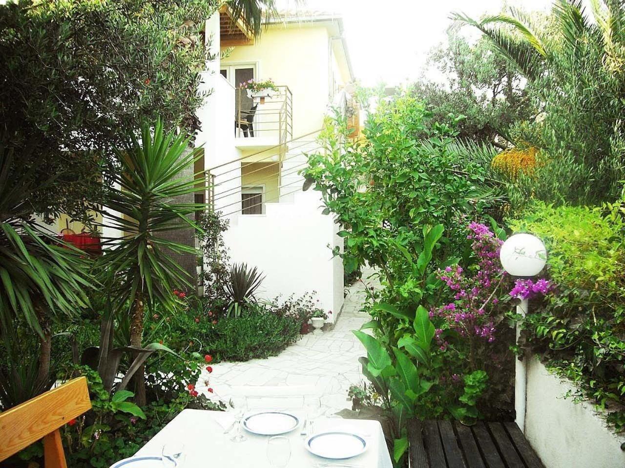 Apartments Tonka - 150M From The Sea & Parking Orebic Bagian luar foto
